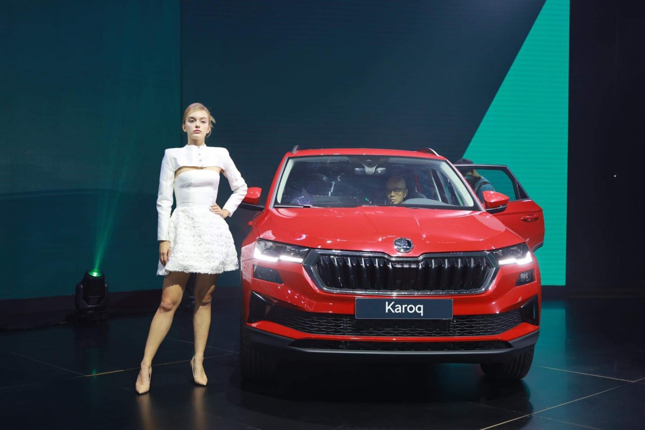 Chi tiết Skoda Karoq 2023 vừa ra mắt, giá lăn bánh dao động 1,14-1,24 tỷ đồng tại Hà Nội