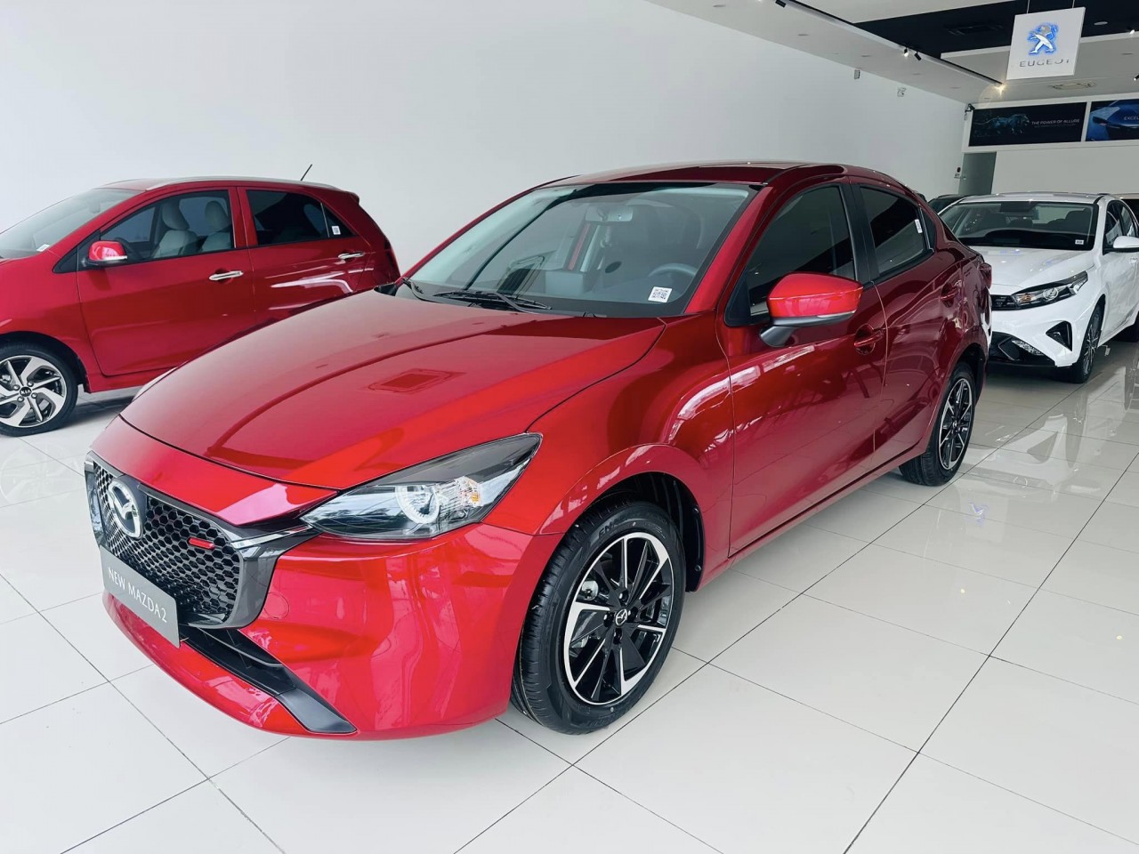 Cận cảnh Mazda 2 bản nâng cấp có mặt tại đại lý