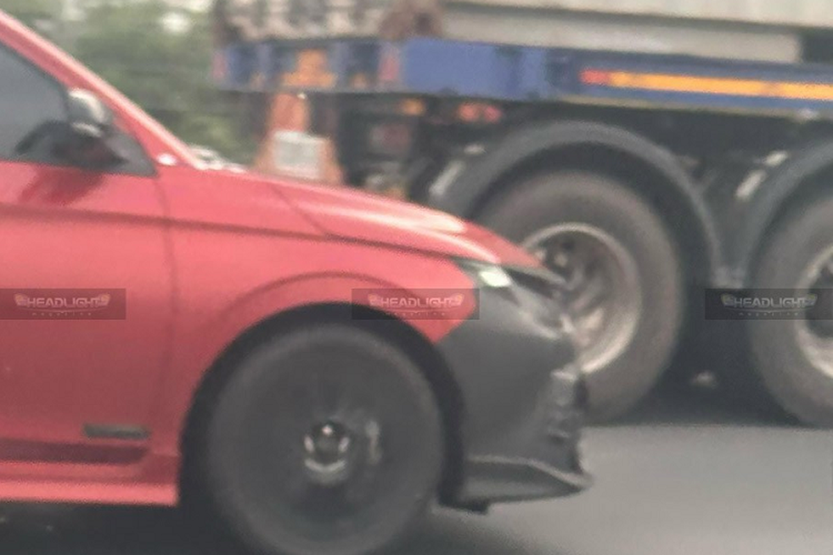 Bắt gặp Toyota Vios GR Sport 2024 lăn bánh tại Thái Lan