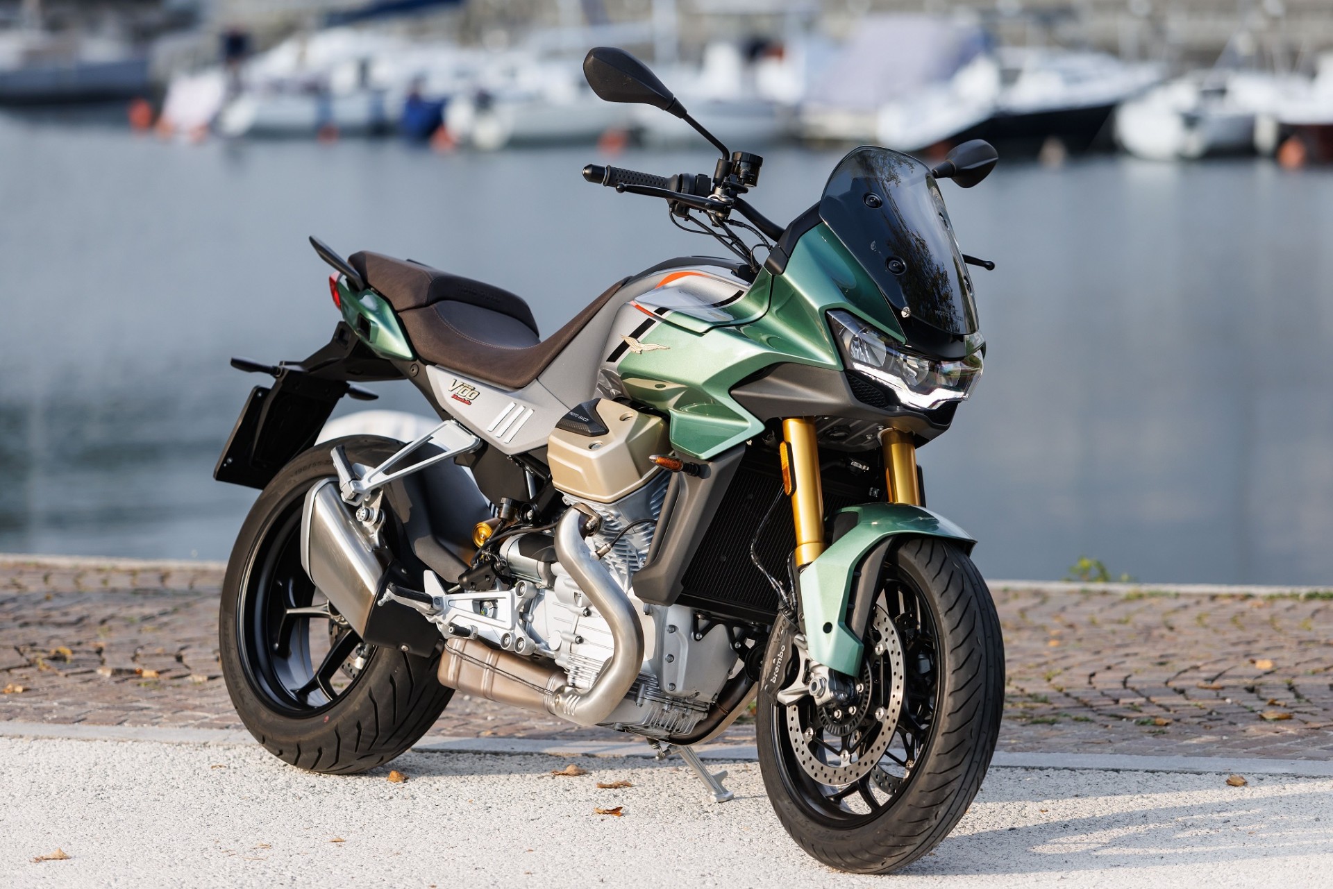 Piaggio giới thiệu ba mẫu xe mô tô hoàn toàn mới tại Việt Nam