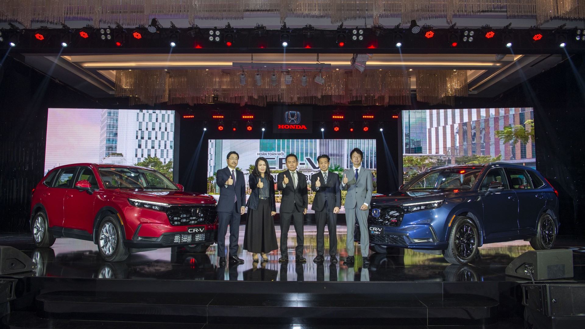 Honda CR-V thế hệ mới ra mắt, lần đầu tiên xuất phiên bản hybrid e:HEV RS