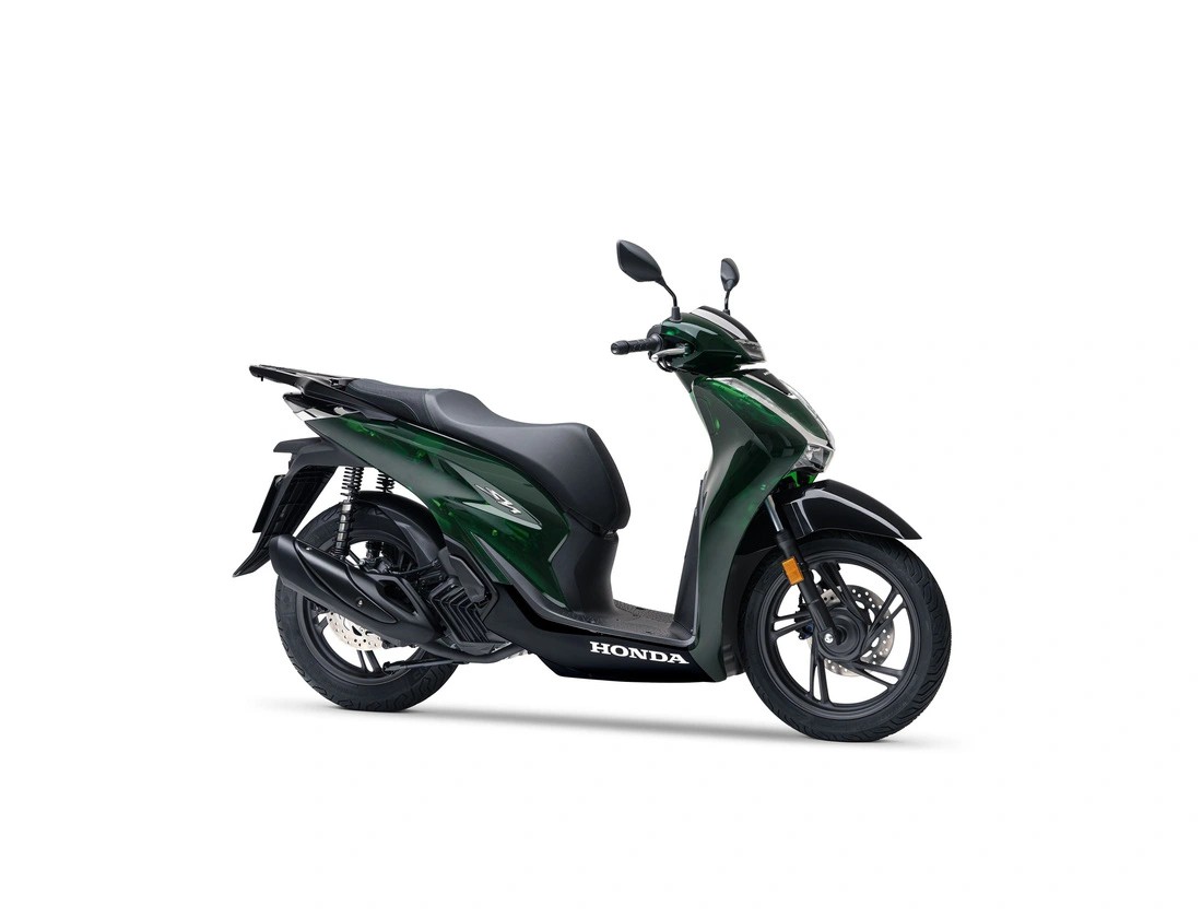 Honda SH có thêm phiên bản mới với 'dàn áo' trong suốt