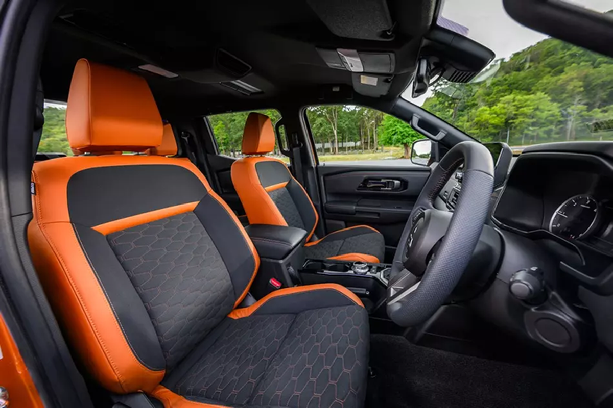Mitsubishi Triton Athlete 2024 có giá quy đổi chỉ 765 triệu đồng