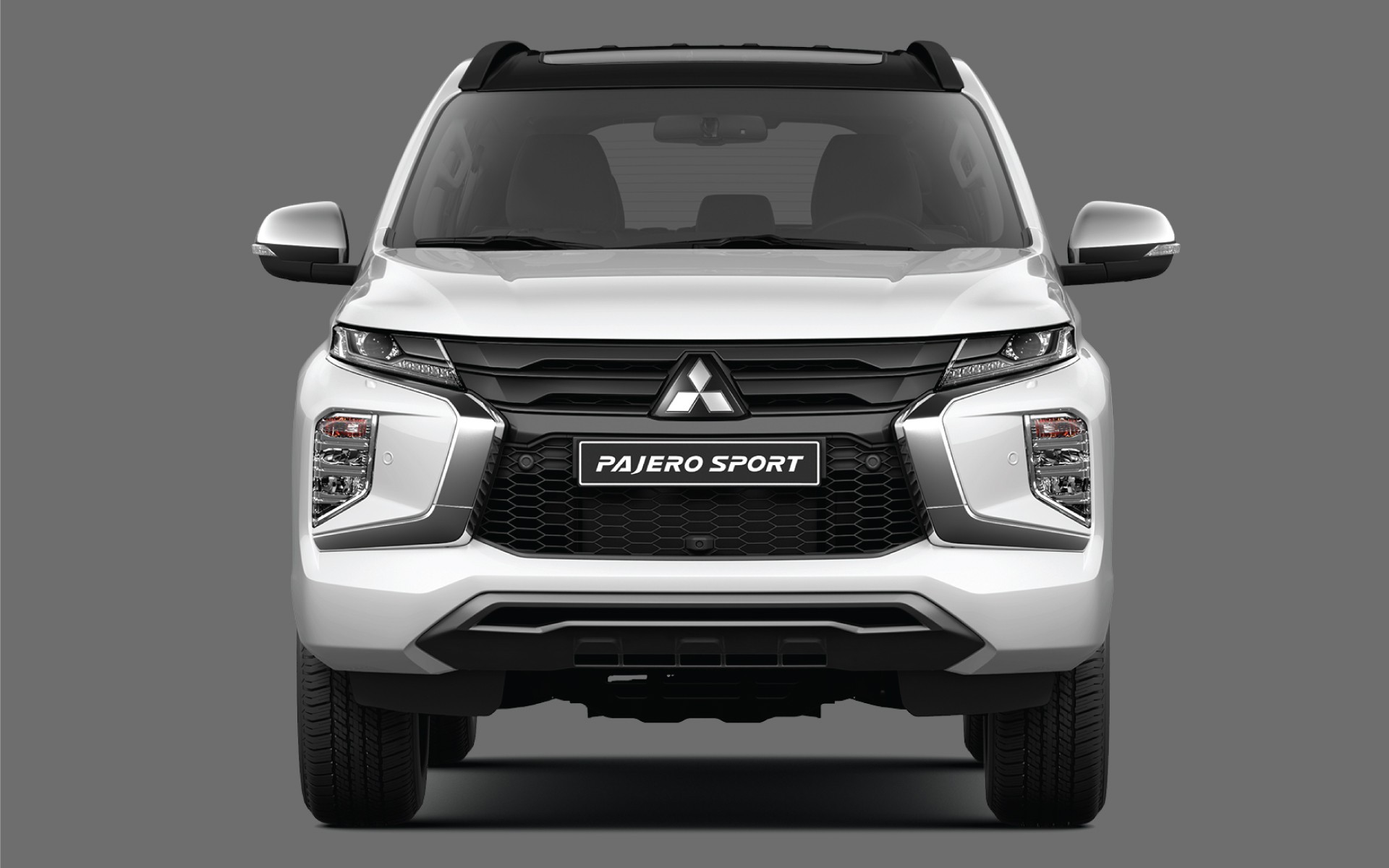 Mitsubishi Pajero có bản hai tông màu mới, tăng trang bị giá không đổi