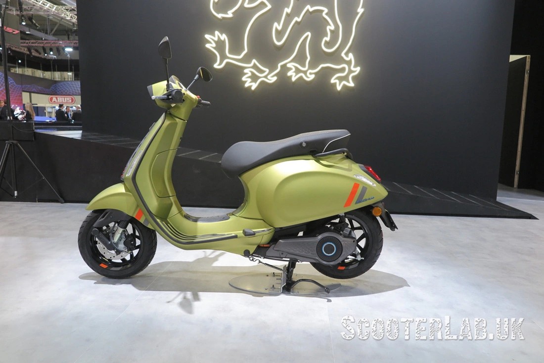 Cận cảnh Vespa Primavera và Sprint S 2024 vừa được ra mắt