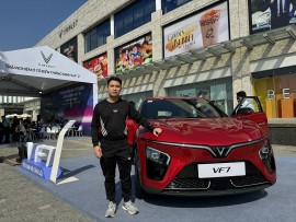 Khách hàng đánh giá VinFast VF7 Plus: Xe đẹp, lái thích nhưng giá chưa tốt