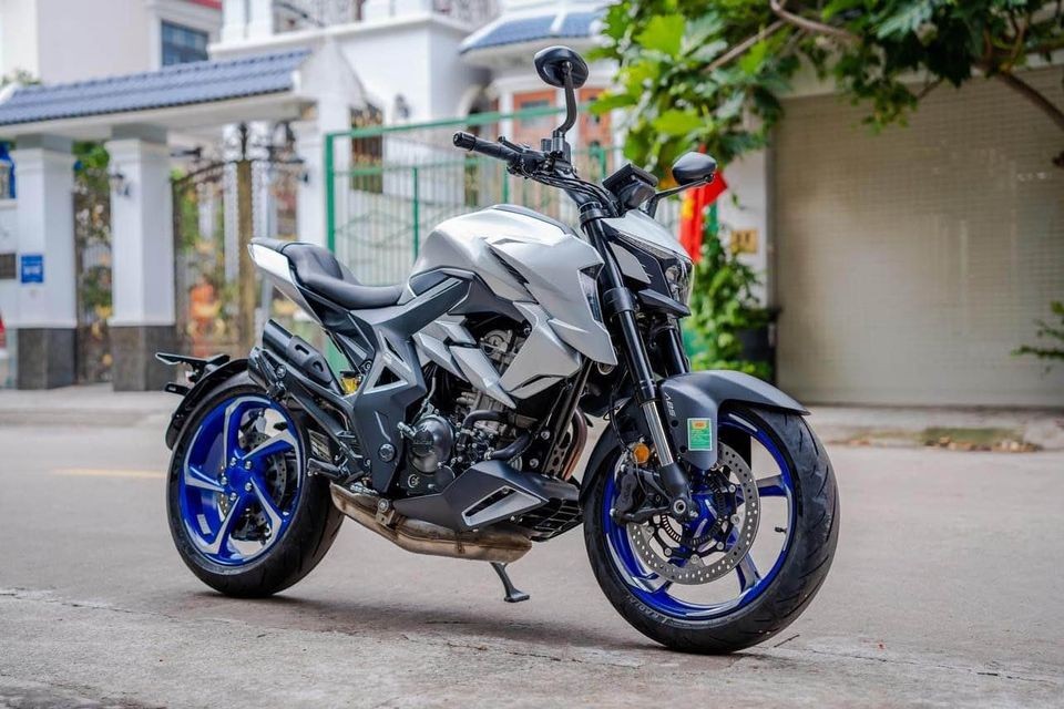 Zontes 350R1   Mô tô Trung Quốc có giá 96 triệu đồng tại Việt Nam