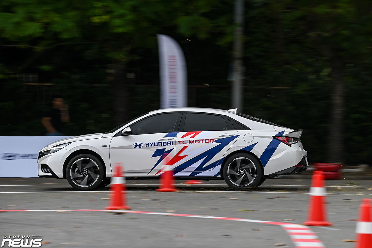 Hấp dẫn giải đua gymkhana trong sự kiện Hyundai Experience Day 2023