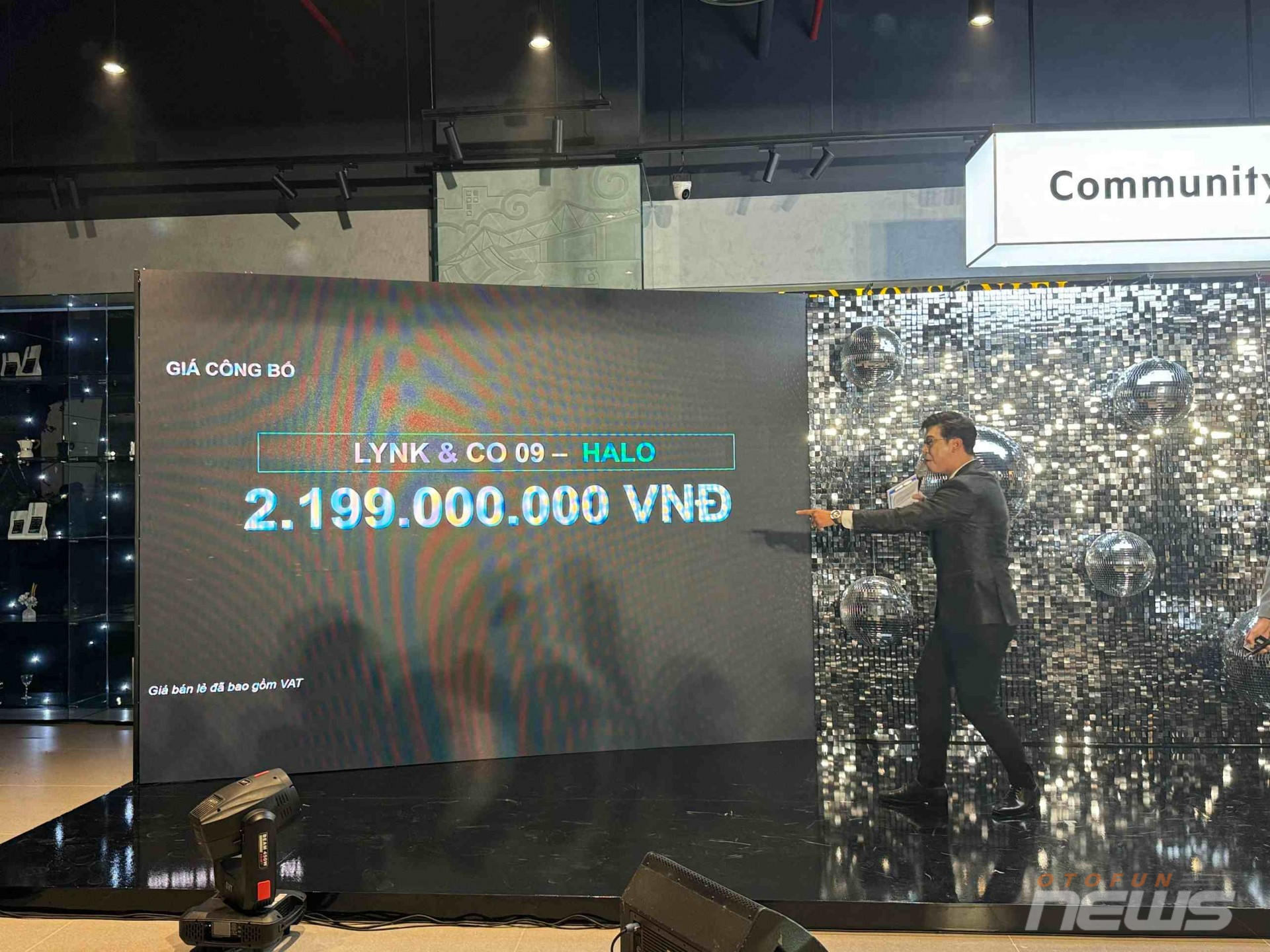 Lynk & Co 09 chính thức ra mắt thị trường Việt Nam: Tràn ngập công nghệ, thiết kế bắt mắt nhưng có giá bán 2,199 tỷ đồng