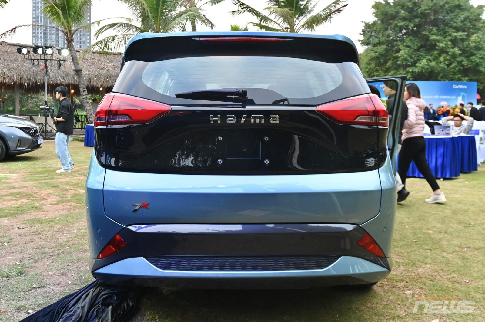 Chi tiết hai mẫu MPV Trung Quốc Haima 7X và 7X E vừa ra mắt thị trường Việt Nam