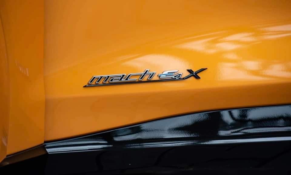 Chịu lỗ hơn 1 tỷ đồng, Ford Mustang Mach-E GT vẫn kén khách mua