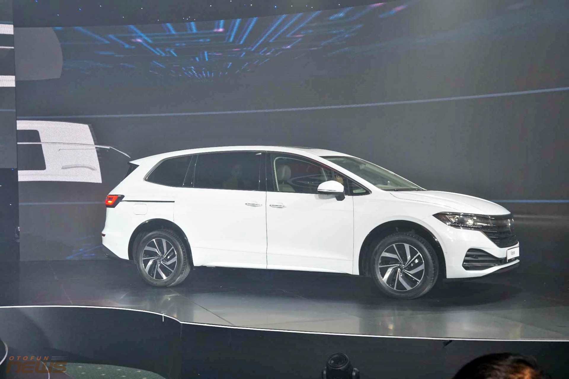 Volkswagen Viloran ra mắt, lựa chọn mới trong phân khúc MPV cỡ lớn