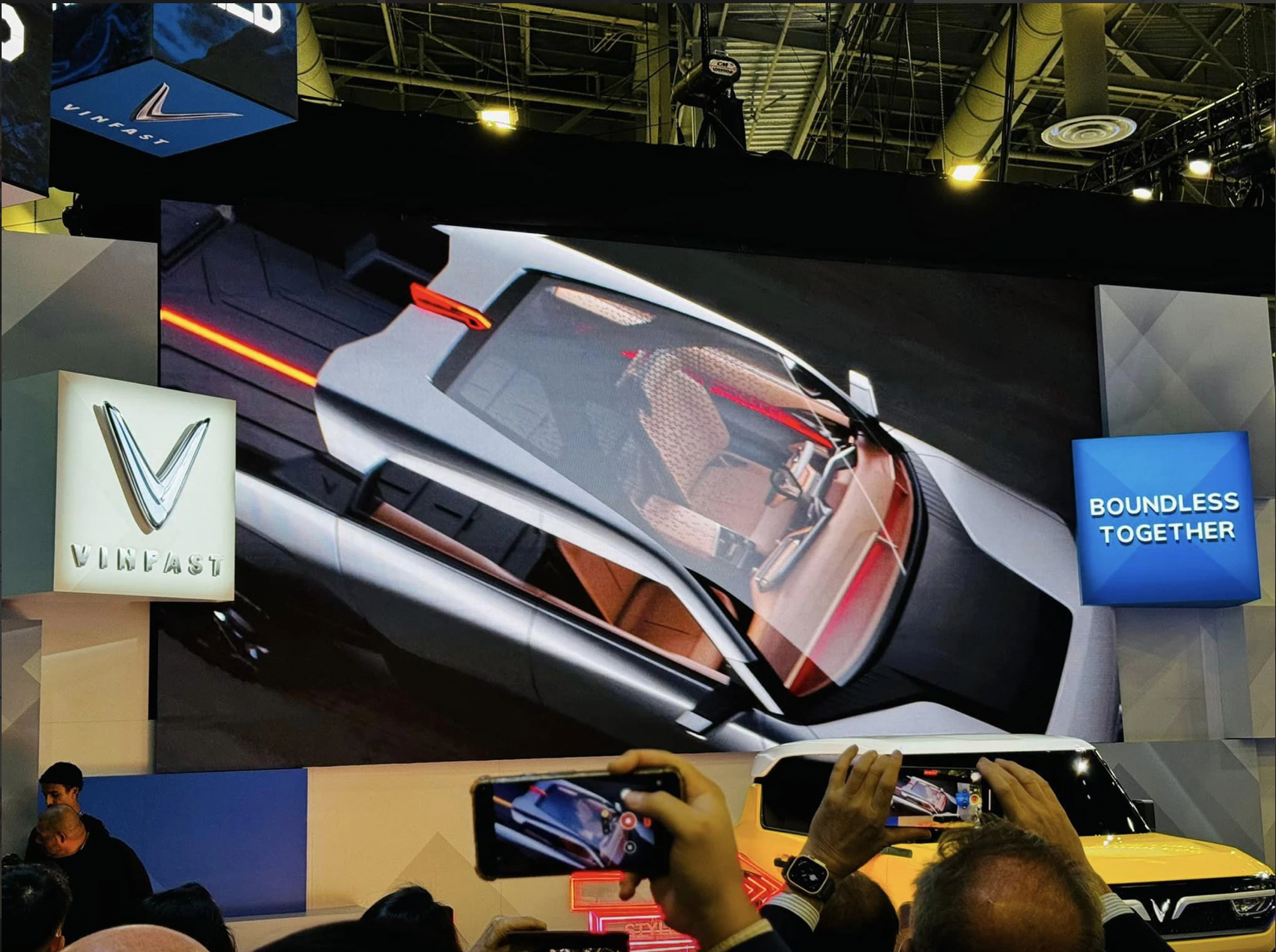 Xe bán tải VinFast VF Wild lần đầu lộ diện tại triển lãm CES 2024