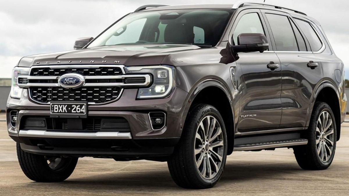 Ford sắp giới thiệu Everest V6 Platinum 2024 tại Thái Lan