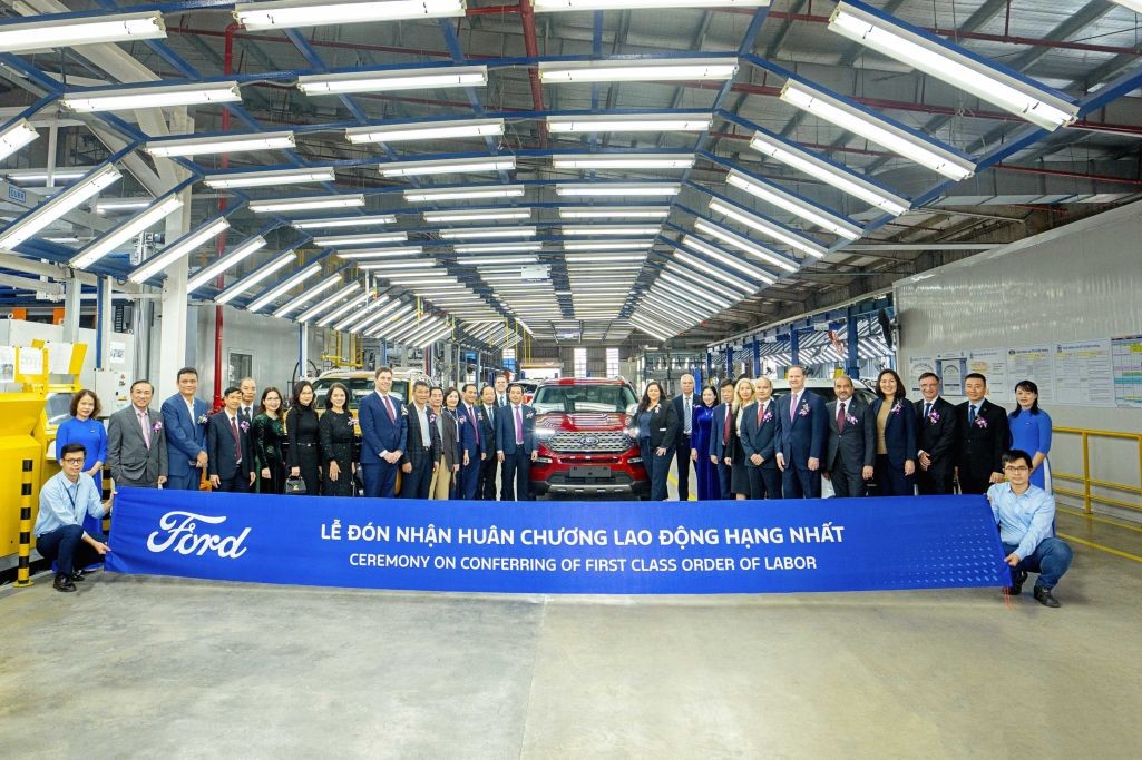 Ford Việt Nam nhận Huân chương Lao động hạng nhất