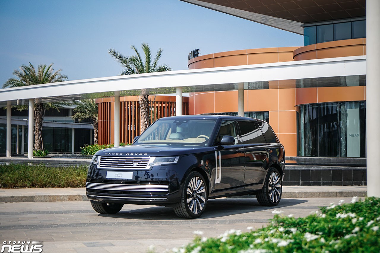 Cận cảnh Range Rover SV 2024