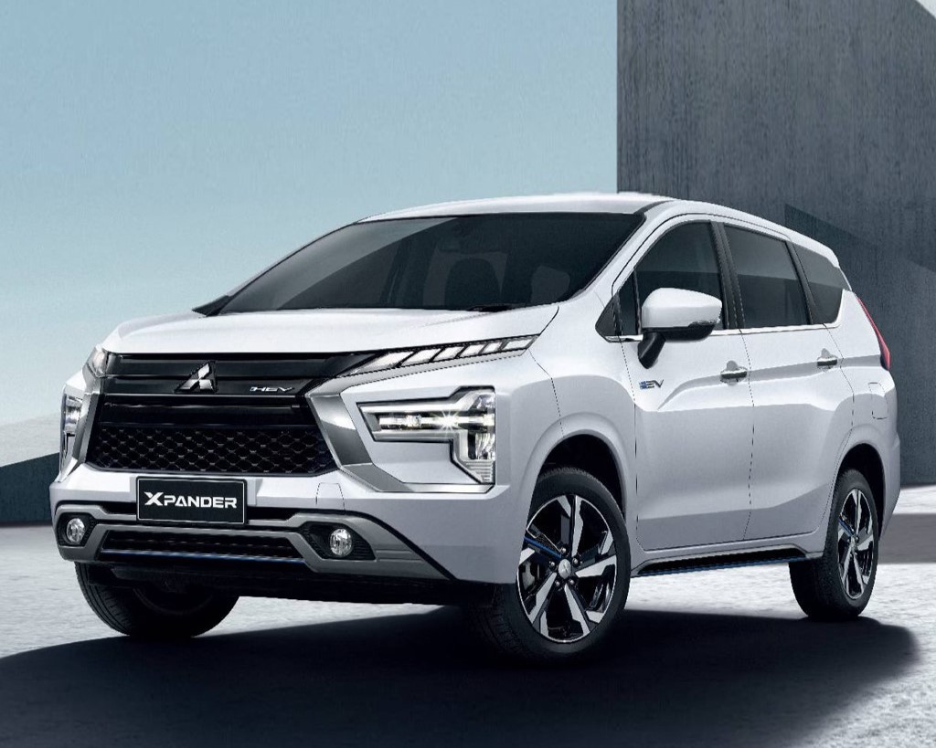 Mitsubishi Xpander ra mắt phiên bản HEV tiết kiệm nhiên liệu