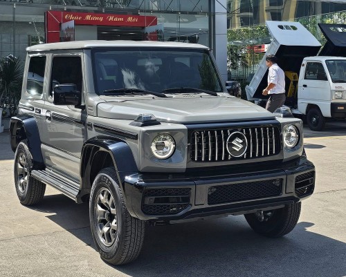 Suzuki Jimny: Từ 'bia kèm lạc' sang bán đúng giá và giờ thêm cả khuyến mại tiền mặt