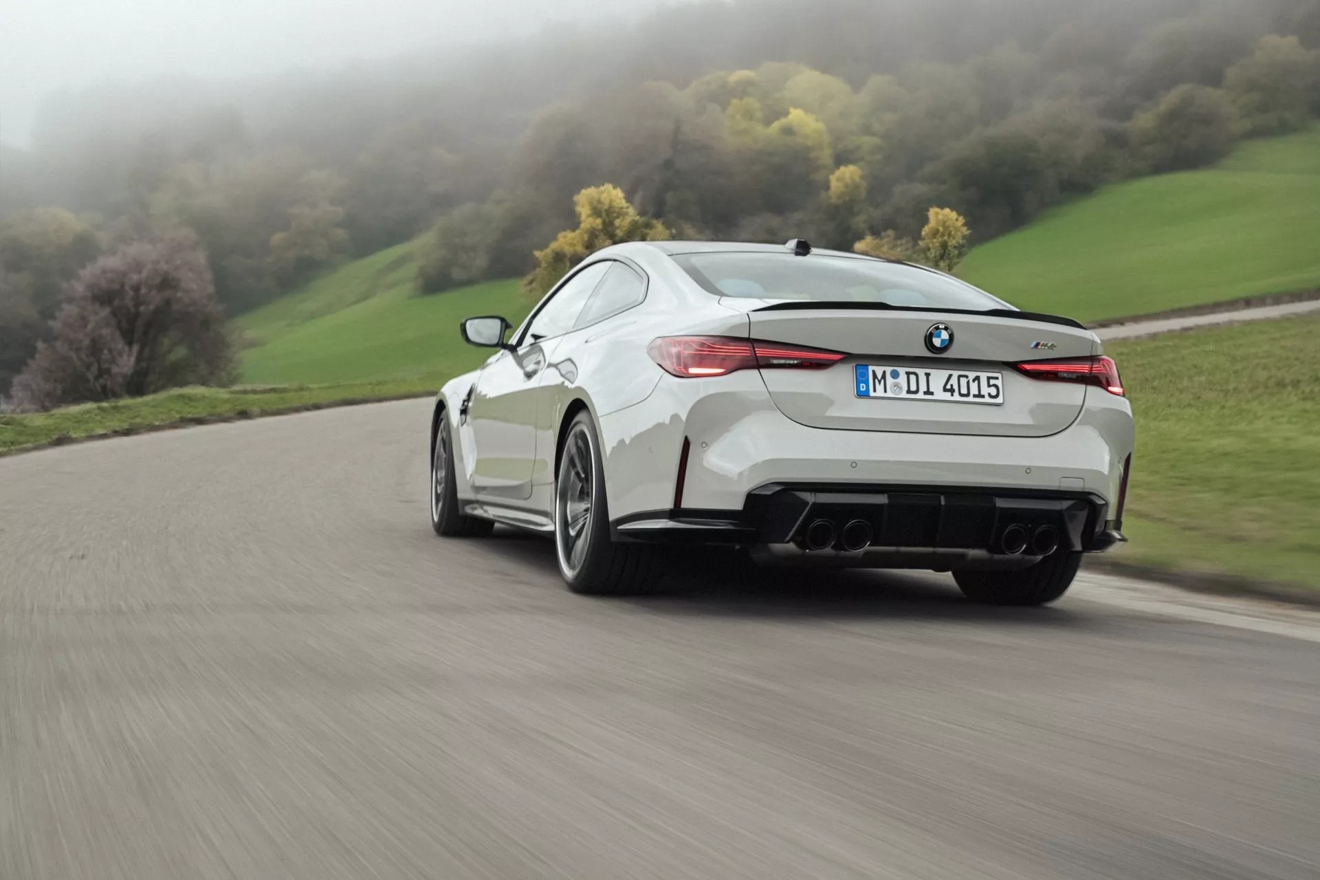 BMW M4 2025 ra mắt, nâng cấp nội thất và tăng thêm mã lực