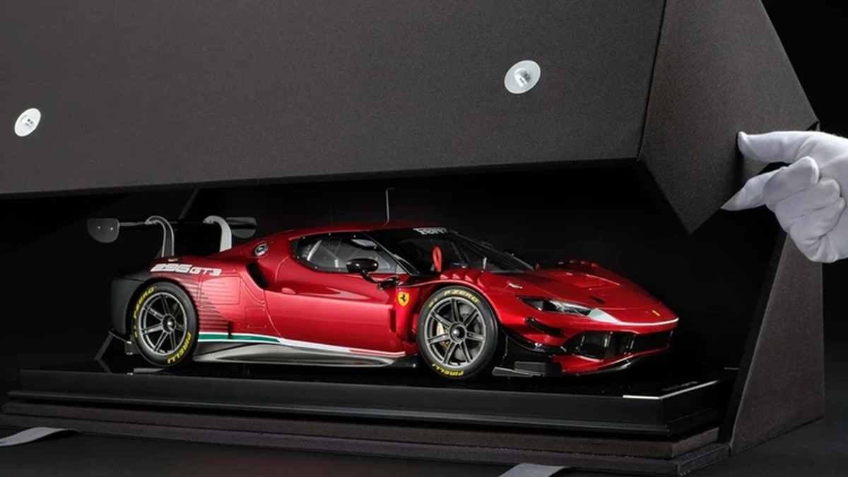 Ferrari 296 GT3 đồ chơi có giá đắt hơn Kia Morning