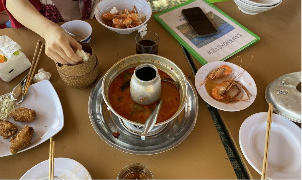 Ofer kể chuyện du lịch Lào bằng xe ô tô nhân dịp Tết Nguyên đán (2) Ofer kể chuyện du lịch Lào bằng xe ô tô nhân dịp Tết Nguyên đán (2)