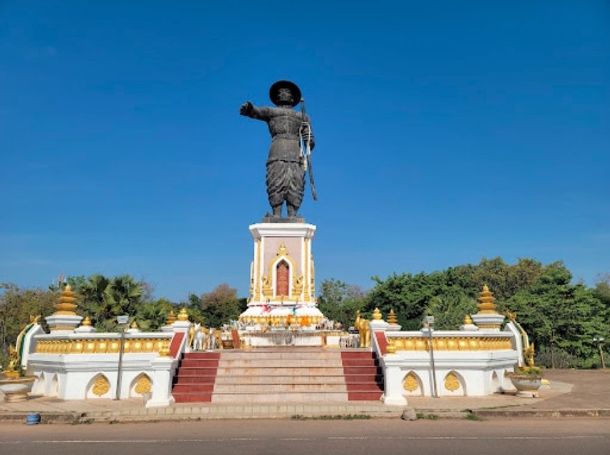 Ofer kể chuyện du lịch Lào bằng xe ô tô nhân dịp Tết Nguyên đán (2)