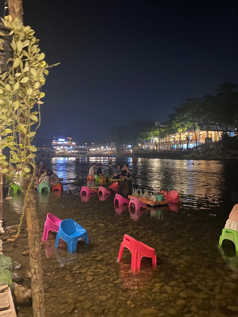 Ofer kể chuyện du lịch Lào tự túc nhân dịp nghỉ Tết Nguyên đán (Phần 2) Ofer kể chuyện du lịch Lào tự túc nhân dịp nghỉ Tết Nguyên đán (Phần 2)