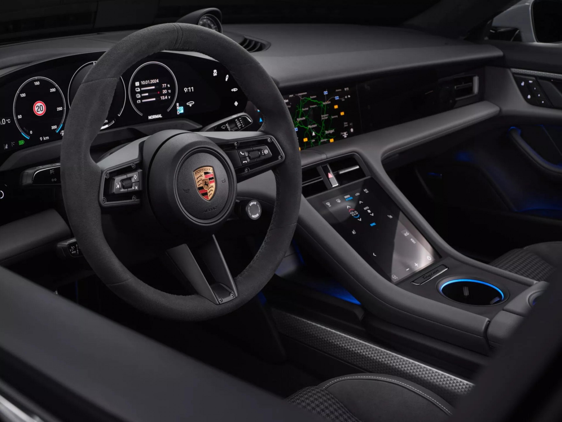 Porsche Taycan 2025 ra mắt, công suất lên tới 925 mã lực
