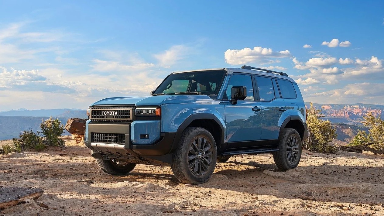 Toyota Land Cruiser Prado 2024 sẽ bán chính hãng tại Việt Nam vào tháng 7