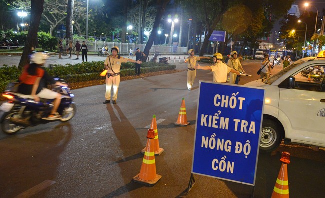 chốt kiểm tra vi phạm nồng độ cồn