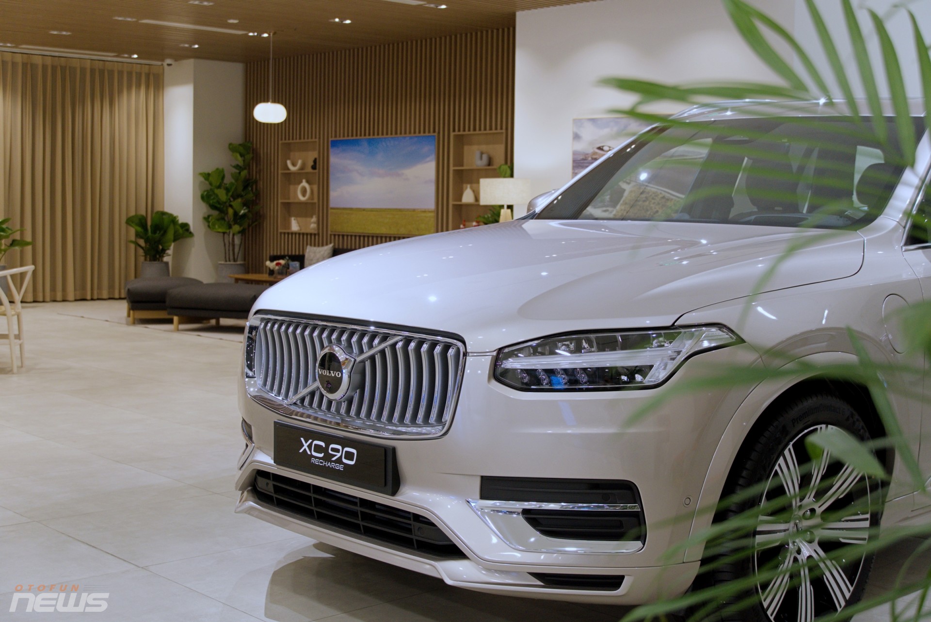 Showroom Volvo lớn nhất Việt Nam đi vào hoạt động