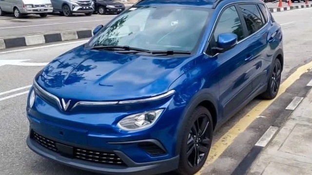 Ô tô điện VinFast VF e34 bất ngờ xuất hiện tại Malaysia