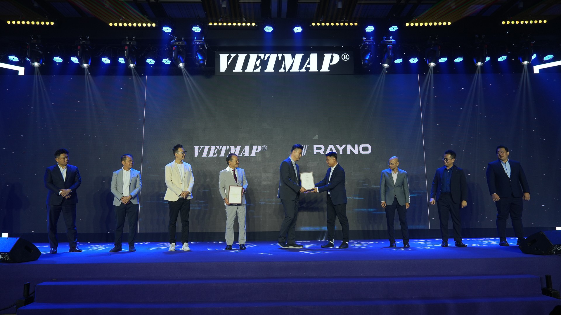 Vietmap trở thành nhà phân phối độc quyên phim cách nhiệt Rayno tại Việt Nam