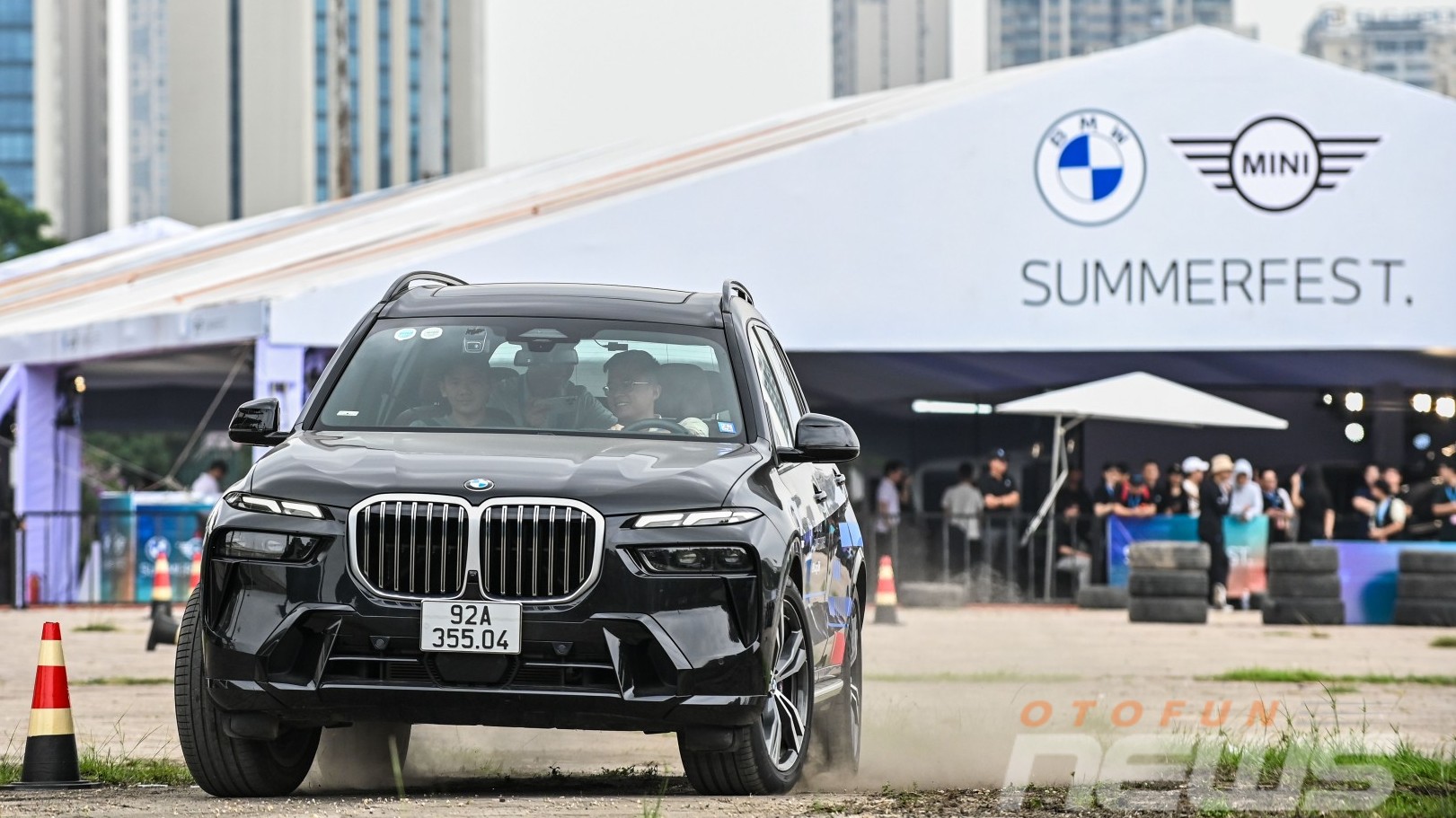 Tận hưởng cảm giác lái phấn khích tại BMW SummerFest Hà Nội
