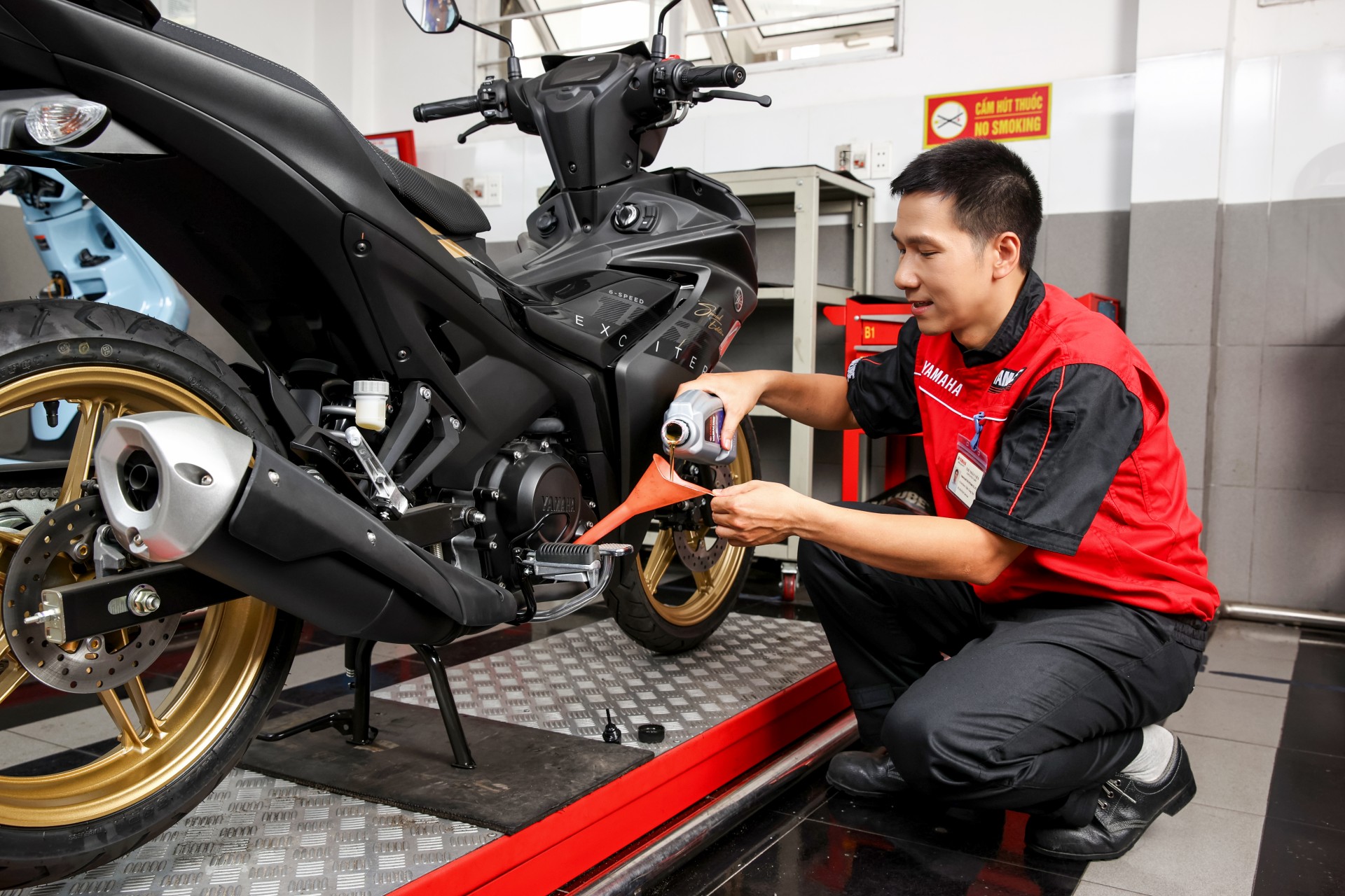 Yamaha Janus xe tay ga Yamaha Janus