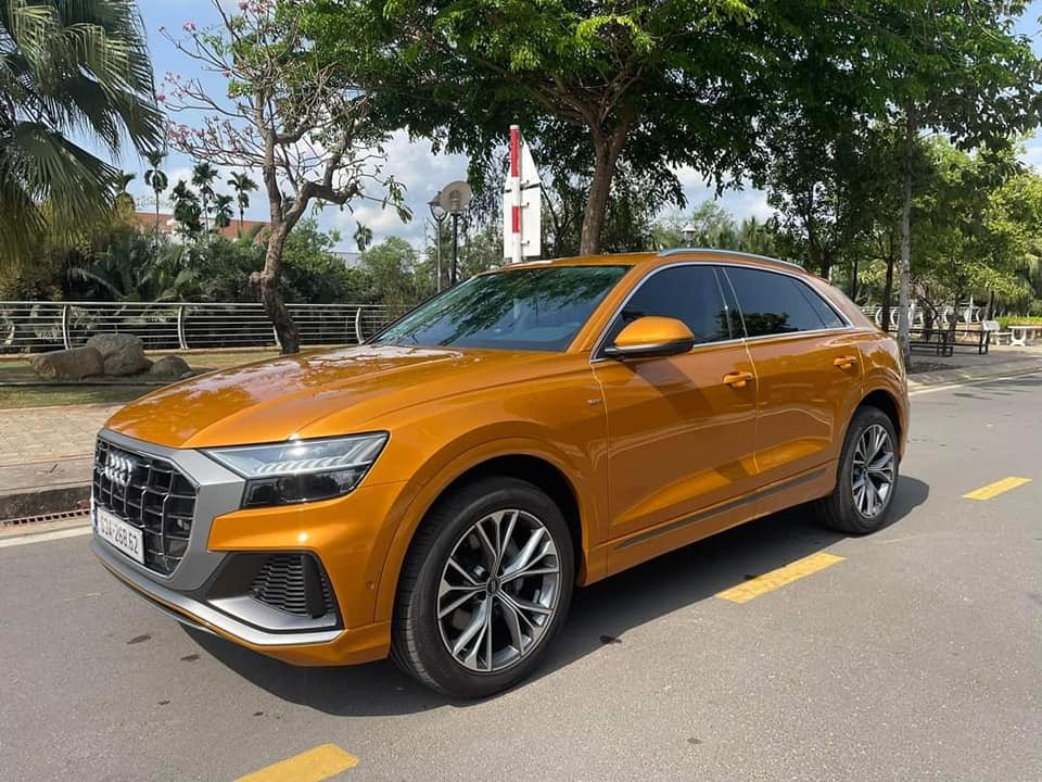 Audi Q8 vừa lăn bánh 2800 km đã rao bán với giá thấp hơn xe mới 1,5 tỉ đồng