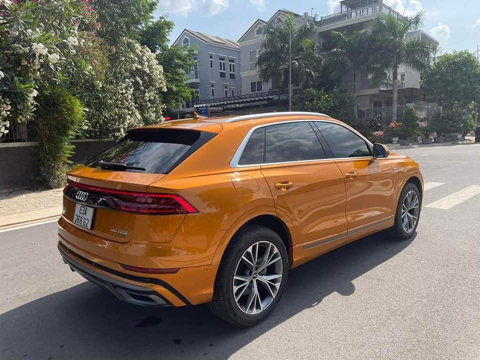 Audi Q8 vừa lăn bánh 2800 km đã rao bán với giá thấp hơn xe mới 1,5 tỉ đồng