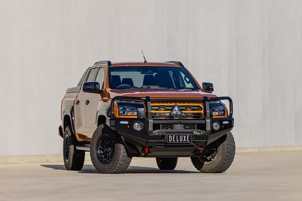Mitsubishi Triton 'ngầu' hơn với gói nâng cấp Ironman 4x4 Mitsubishi Triton 'ngầu' hơn với gói nâng cấp Ironman 4x4