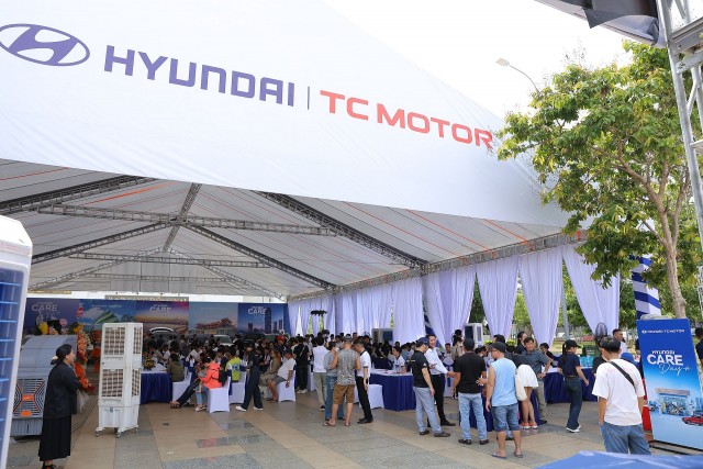 Hyundai lần đầu tổ chức sự kiện chăm sóc xe cho khách hàng