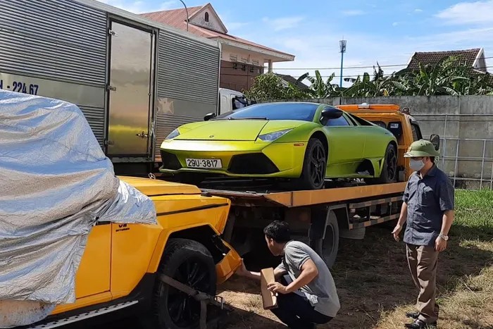 Số phận chiếc Lamborghini Murcielago bị tạm giữ tại Quảng Bình vì nhập lậu năm 2020