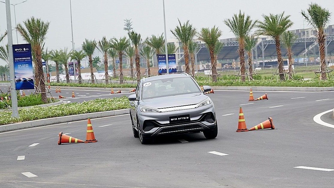 BYD tổ chức lái thử các dòng xe sắp được bán tại Việt Nam