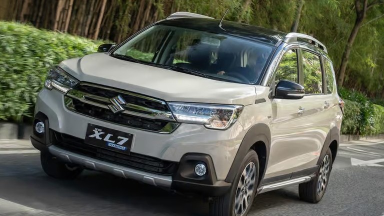 Đại lý tiết lộ giá Suzuki XL7 hybrid, động thái xác nhận việc Ertiga sắp bị 'khai tử'