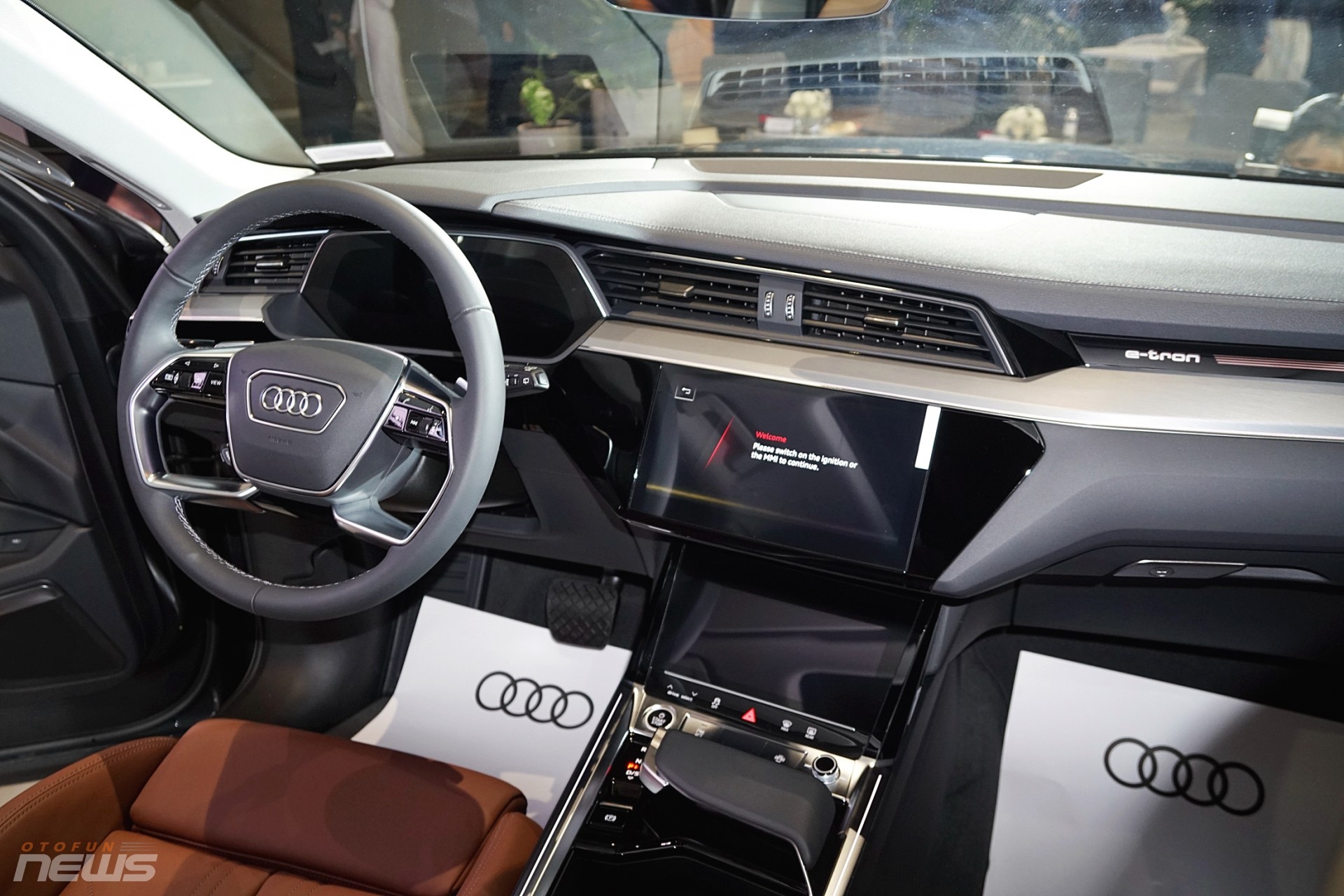 Audi Q8 e-tron ra mắt tại Việt Nam, giá rẻ hơn đối thủ đồng hương