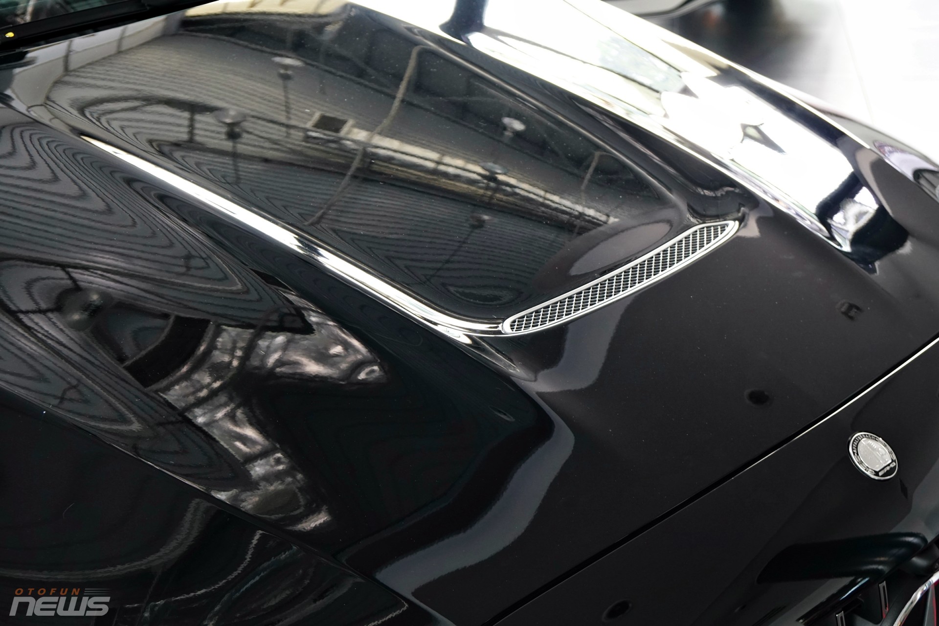 Cận cảnh Mercedes-AMG C63 S E Performance với công suất 671 mã lực Cận cảnh Mercedes-AMG C63 S E Performance với công suất 671 mã lực