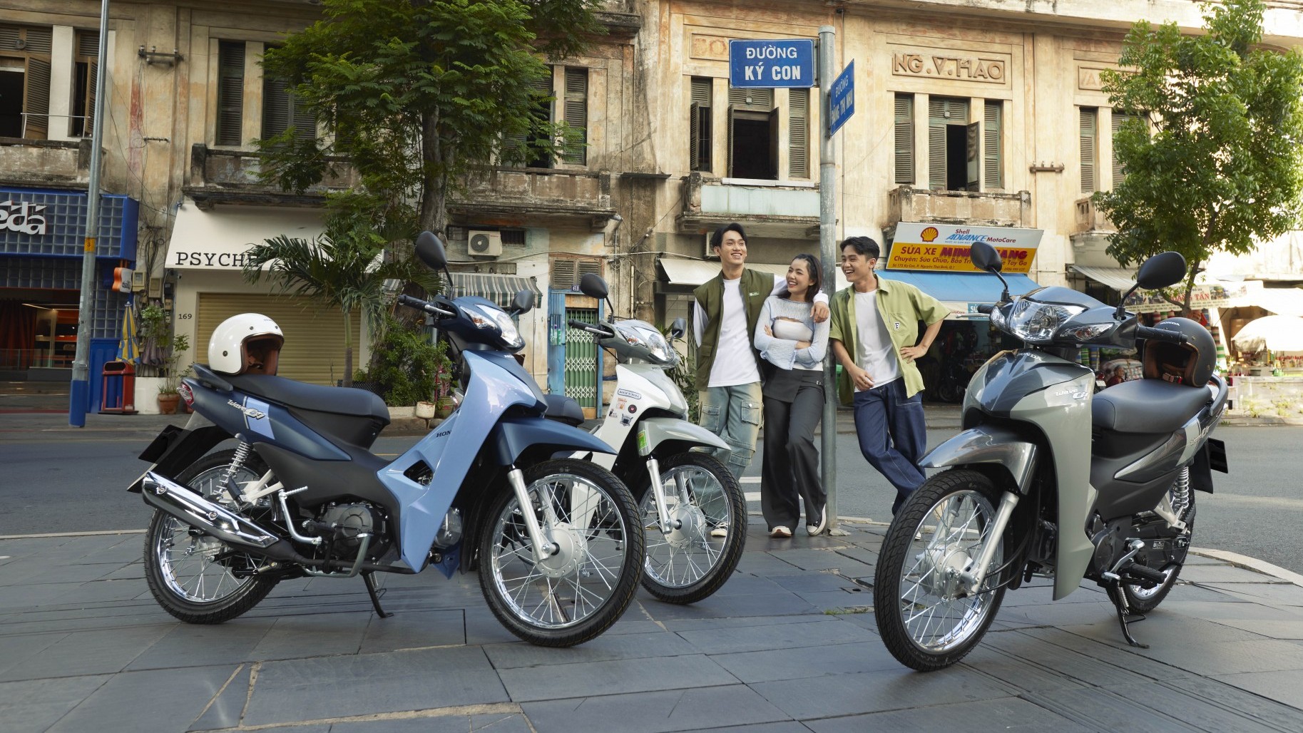 Honda Việt Nam tăng giá cho Wave Alpha Retro và Super Cub C125 mới