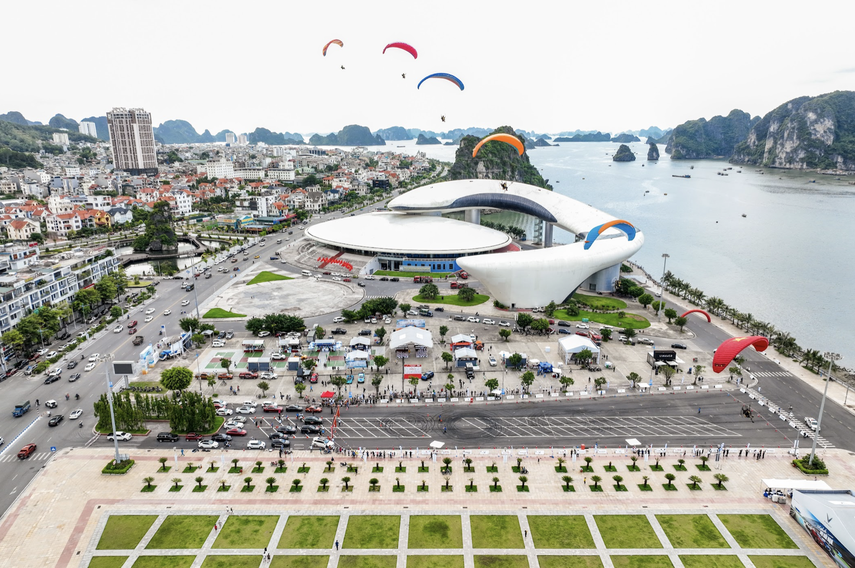 Bài phát biểu của lãnh đạo TP Hạ Long tại buổi Khai mạc Lễ hội xe  - Fun Wheels Festival Hạ Long 2024 Bài phát biểu của lãnh đạo TP Hạ Long tại buổi Khai mạc Lễ hội xe  - Fun Wheels Festival Hạ Long 2024