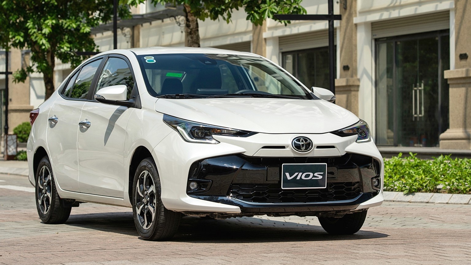 Toyota Vios 'rộng cửa' về nhất phân khúc sedan cỡ B năm 2024