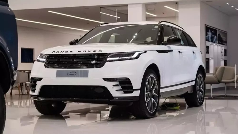 Range Rover Velar bản nâng cấp nhận cọc tại Việt Nam, giá từ 4,2 tỷ đồng