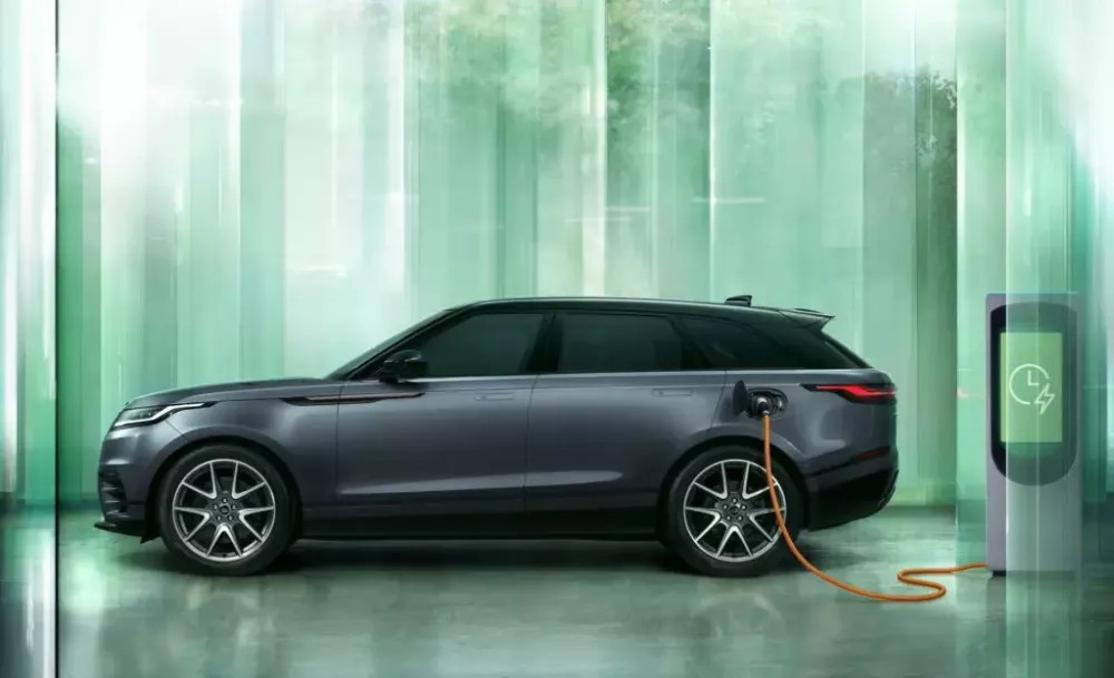 Range Rover Velar bản nâng cấp nhận cọc tại Việt Nam, giá từ 4,2 tỷ đồng