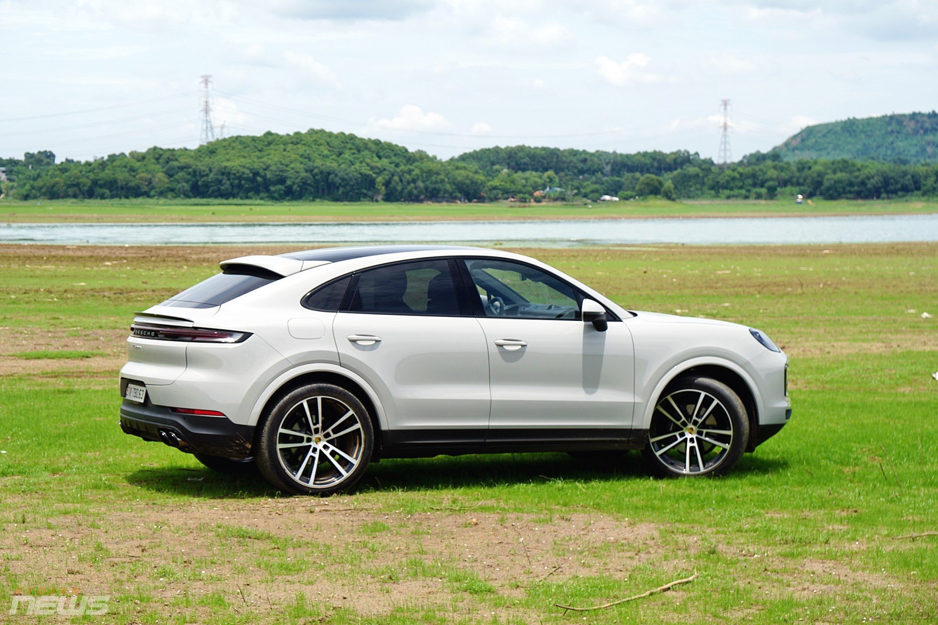 Đánh giá nhanh Porsche Cayenne Coupe 2024